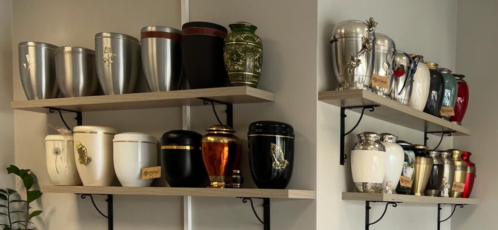 Bogaty wybór urn pogrzebowych